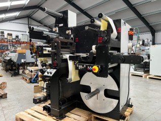 Flexo and label printing machine